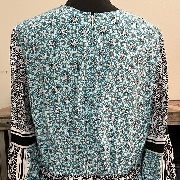 Loft Summer Romper - Picture 3 of 5